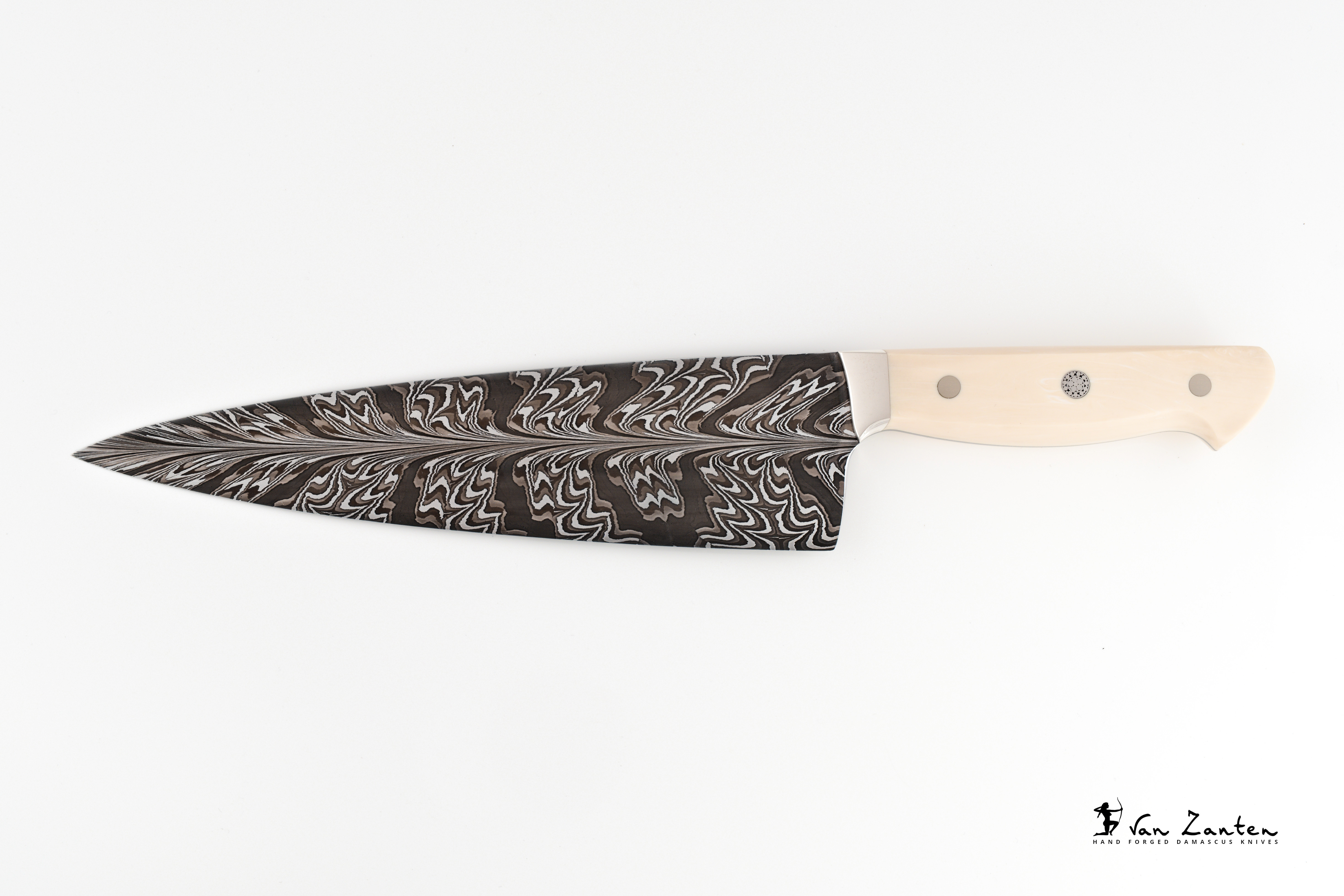 dragons-breath-damascus-chefs-knife-0521_NLS.jpg